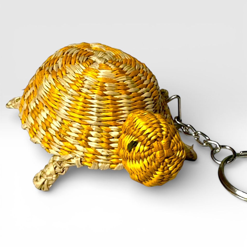 Llavero tortuga fibra natural
